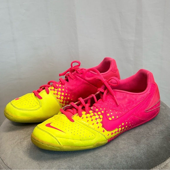 Nike neon fluorescent pink yellow women’s soccer running shoes 9.5 - Picture 4 of 9